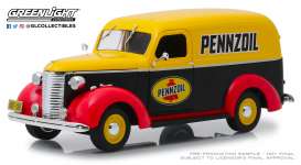 Chevrolet - Panel Truck 1939 yellow/black/red - 1:24 - GreenLight - 85021 - gl85021 | Tom's Modelauto's Chevrolet - Panel Truck 1939 yellow/black/red - 1:24 - GreenLight - 85021 - gl85021 | Tom's Modelauto's