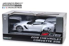 Chevrolet  - Corvette Coupé 2019 white - 1:24 - GreenLight - 18250 - gl18250 | Toms Modelautos