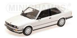 BMW  - 323I 1982 white - 1:18 - Minichamps - 155026005 - mc155026005 | Toms Modelautos