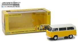 Volkswagen - T2 Bus *Little Miss Sunshine* 1978 yellow/white - 1:24 - GreenLight - 84081 - gl84081 | Tom's Modelauto's Volkswagen - T2 Bus *Little Miss Sunshine* 1978 yellow/white - 1:24 - GreenLight - 84081 - gl84081 | Tom's Modelauto's