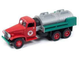 GMC  - 6X6 Tanker 1940 red/green - 1:87 - Johnny Lightning - SP057 - JLSP057 | Toms Modelautos