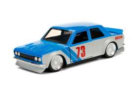 Datsun - 510 1973 blue/white - 1:32 - Jada Toys - 98572 - jada98572b | Tom's Modelauto's Datsun - 510 1973 blue/white - 1:32 - Jada Toys - 98572 - jada98572b | Tom's Modelauto's