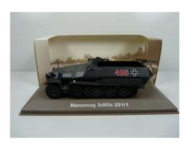 Military Vehicles - Hanomag SDKFZ 1940 green/black - 1:43 - Magazine Models - MILBL07 - magMILBL07 | Toms Modelautos Military Vehicles - Hanomag SDKFZ 1940 green/black - 1:43 - Magazine Models - MILBL07 - magMILBL07 | Toms Modelautos