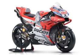 Ducati  - Desmosedici red/white/black - 1:18 - Maisto - 31593L - mai31593L | Toms Modelautos