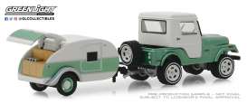 Jeep  - CJ-5 1972 green - 1:64 - GreenLight - 32160B - gl32160B | Toms Modelautos