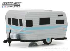 Siesta Travel Trailer  - 1959 grey/white/blue - 1:64 - GreenLight - 34060B - gl34060B | Toms Modelautos