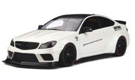 LB Works Mercedes Benz - C63 2017 white - 1:18 - Kyosho - KJ023 - kyoKJ023 | Toms Modelautos