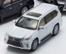 Lexus  - LX570 white - 1:43 - Kyosho - 03674Q - kyo3674Q | Toms Modelautos