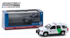 Chevrolet  - Tahoe 2010 white/green - 1:43 - GreenLight - 86163 - gl86163 | Toms Modelautos