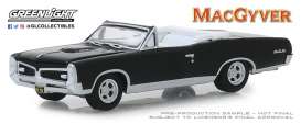 Pontiac - GTO Convertible 1967 black - 1:64 - GreenLight - 44840F - gl44840F | Tom's Modelauto's Pontiac - GTO Convertible 1967 black - 1:64 - GreenLight - 44840F - gl44840F | Tom's Modelauto's