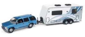 Chevrolet - Tahoe 1997 blue/white - 1:64 - Johnny Lightning - BT007 - JLBT007B1 | Toms Modelautos Chevrolet - Tahoe 1997 blue/white - 1:64 - Johnny Lightning - BT007 - JLBT007B1 | Toms Modelautos