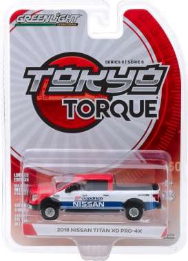Nissan - Titan XD Pro-4x 2018 white/blue/red - 1:64 - GreenLight - 47040E - gl47040E | Tom's Modelauto's Nissan - Titan XD Pro-4x 2018 white/blue/red - 1:64 - GreenLight - 47040E - gl47040E | Tom's Modelauto's