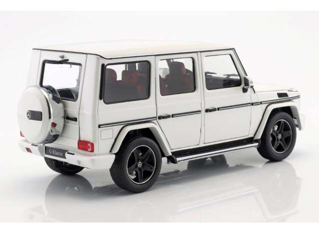 Mercedes Benz G-Class W463 2015 Polar White I SCALE 1:18 11800000005