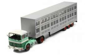 Mercedes Benz  - 1970 green/beige - 1:43 - IXO Models - TTR008 - ixTTR008 | Toms Modelautos