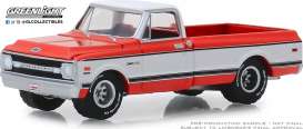 Chevrolet  - K-20 1969 red - 1:64 - GreenLight - 37180C - gl37180C | Toms Modelautos