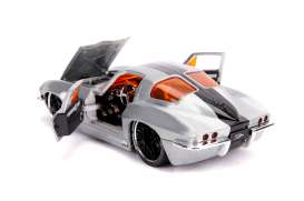 Chevrolet  - Corvette Split Window 1963 chrome/black/orange - 1:24 - Jada Toys - 45006 - jada45006 | Toms Modelautos