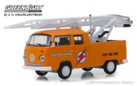 Volkswagen  - Type 3  1972 orange - 1:64 - GreenLight - 29960D - gl29960D | Toms Modelautos