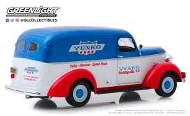 Chevrolet  - Panel Truck 1939 red/white/blue - 1:24 - GreenLight - 85041 - gl85041 | Toms Modelautos