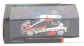 Toyota  - Yaris 2018 white/red/black - 1:43 - Spark - TOY13143G - spaTOY13143G | Toms Modelautos