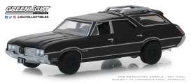 Oldsmobile - Vista Cruiser 1970 black - 1:64 - GreenLight - 27990C - gl27990C | Tom's Modelauto's Oldsmobile - Vista Cruiser 1970 black - 1:64 - GreenLight - 27990C - gl27990C | Tom's Modelauto's