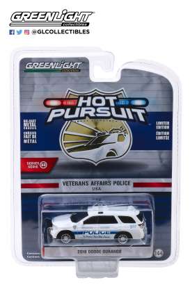 Dodge  - Durango 2018 white/blue - 1:64 - GreenLight - 42900F - gl42900F | Toms Modelautos