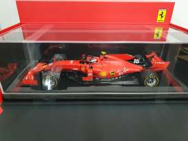 Ferrari  - SF90 2019 red - 1:18 - Look Smart - 18F1020 - LS18F1020 | Toms Modelautos