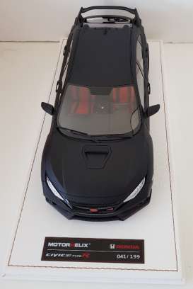 Honda  - Civic Type R 2017 matt black - 1:18 - MotorHelix - 001lhd - MH001lhdMBK | Toms Modelautos