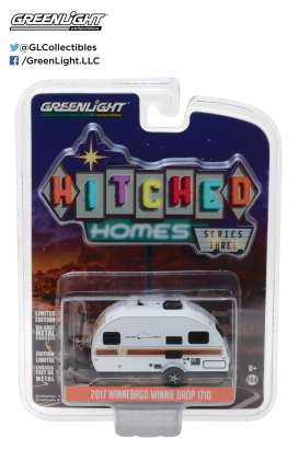 Winnebago  - 2017 white/woody graphics - 1:64 - GreenLight - 34030E - gl34030EGM | Toms Modelautos