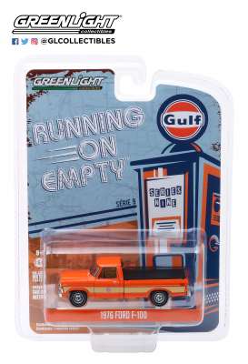 Ford  - F-100 1976 orange - 1:64 - GreenLight - 41090E - gl41090E | Toms Modelautos