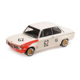 BMW  - 2002 1969 white/red - 1:18 - Minichamps - 155692762 - mc155692762 | Toms Modelautos