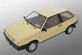 Lada  - 2108 Samara beige - 1:18 - Premium Scale Models - 18003E - PSM18003Ebg | Toms Modelautos
