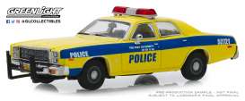 Plymouth - Fury 1977 yellow/blue - 1:43 - GreenLight - 86568 - gl86568 | Toms Modelautos Plymouth - Fury 1977 yellow/blue - 1:43 - GreenLight - 86568 - gl86568 | Toms Modelautos