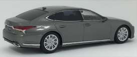 Lexus  - LS500 grey - 1:43 - Kyosho - 03685M - kyo3685M | Toms Modelautos