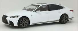 Lexus  - LS500 white - 1:43 - Kyosho - 03687w - kyo3687w | Toms Modelautos