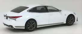 Lexus  - LS500 white - 1:43 - Kyosho - 03687w - kyo3687w | Toms Modelautos