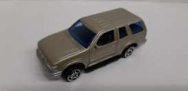 Ford  - Explorer champagne - 1:64 - Motor Max - 6061 - mmax6061ch | Toms Modelautos