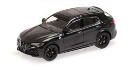 Alfa Romeo  - Stelvio black - 1:87 - Minichamps - 870120204 - mc870120204 | Toms Modelautos