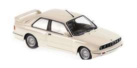 BMW  - M3 (E30) white - 1:43 - Maxichamps - 940020301 - mc940020301 | Toms Modelautos