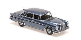 Mercedes Benz  - 300 SEL blue - 1:43 - Maxichamps - 940035200 - mc940035200 | Toms Modelautos