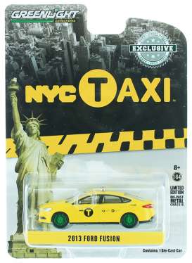 Ford  - Fusion 2013 yellow - 1:64 - GreenLight - 30011 - gl30011GM | Toms Modelautos
