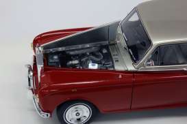 Rolls Royce  -  Phantom VI red/light beige - 1:18 - Kyosho - 8905rlb - kyo8905rlb | Toms Modelautos