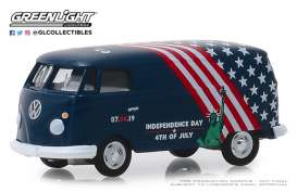 Volkswagen  - Type 2 Panel Van 2019 blue/white/red - 1:64 - GreenLight - 30044 - gl30044GM | Toms Modelautos