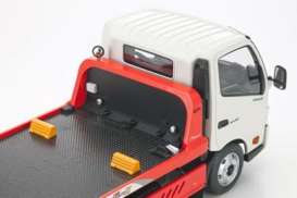 Nissan  - Zero II white/red - 1:18 - Kyosho - KSR18040w - kyoKSR18040w | Toms Modelautos