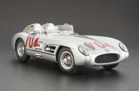 Mercedes Benz  - 300 SLR #704 1955 silver - 1:18 - CMC - 124 - cmc124 | Toms Modelautos