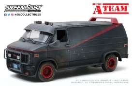 GMC  - Vandura *the A-Team* 1983 grey/black - 1:18 - GreenLight - 13567 - gl13567 | Toms Modelautos