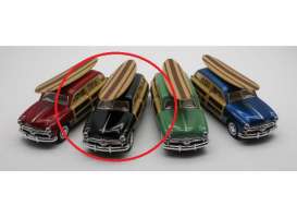 Ford  - Woody Wagon  1949 black - 1:36 - Kinsmart - 5402DS - KT5402DSbk | Toms Modelautos