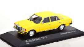 Mercedes Benz  - 1982 yellow - 1:43 - Maxichamps - 943032203 - mc943032203 | Toms Modelautos