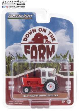 Tractor  - 1973 white/red - 1:64 - GreenLight - 48040A - gl48040A | Toms Modelautos