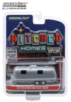 Airstream  - 1972 silver/red/white - 1:64 - GreenLight - 34080D - gl34080D | Toms Modelautos