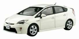 Toyota - Prius white - 1:43 - Ebbro - 45151 - ebb45151 | Toms Modelautos Toyota - Prius white - 1:43 - Ebbro - 45151 - ebb45151 | Toms Modelautos
